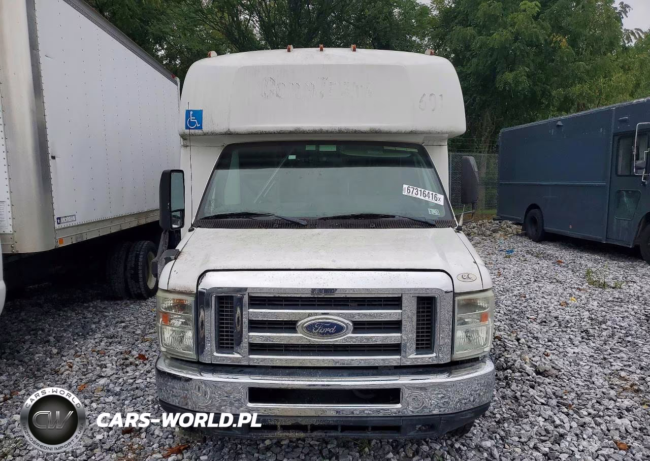 2013 Ford Econoline E350 Super Duty Cutaway Van VIN:1FDEE3FL1DDA11318 - 5