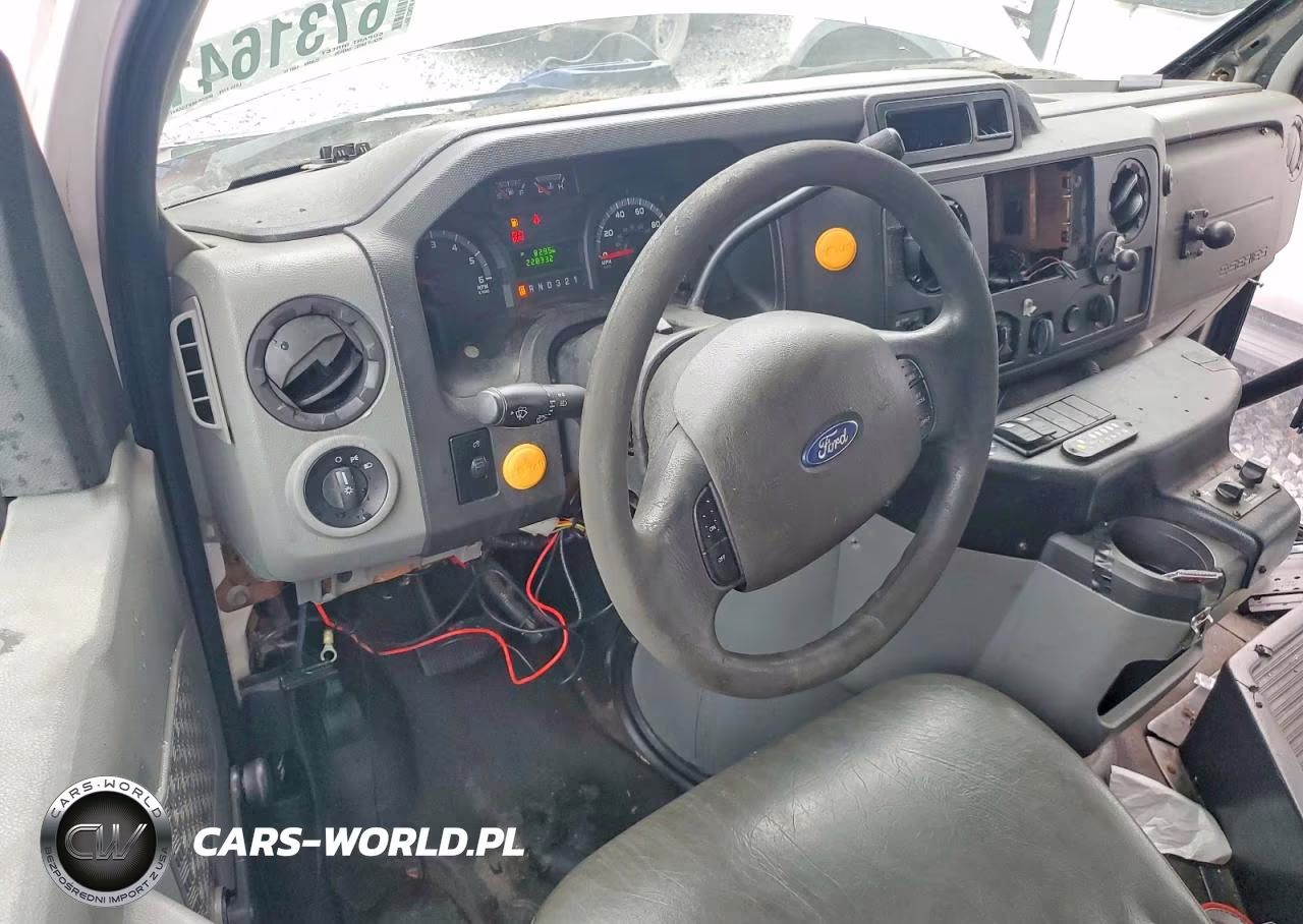 2013 Ford Econoline E350 Super Duty Cutaway Van VIN:1FDEE3FL1DDA11318 - 8