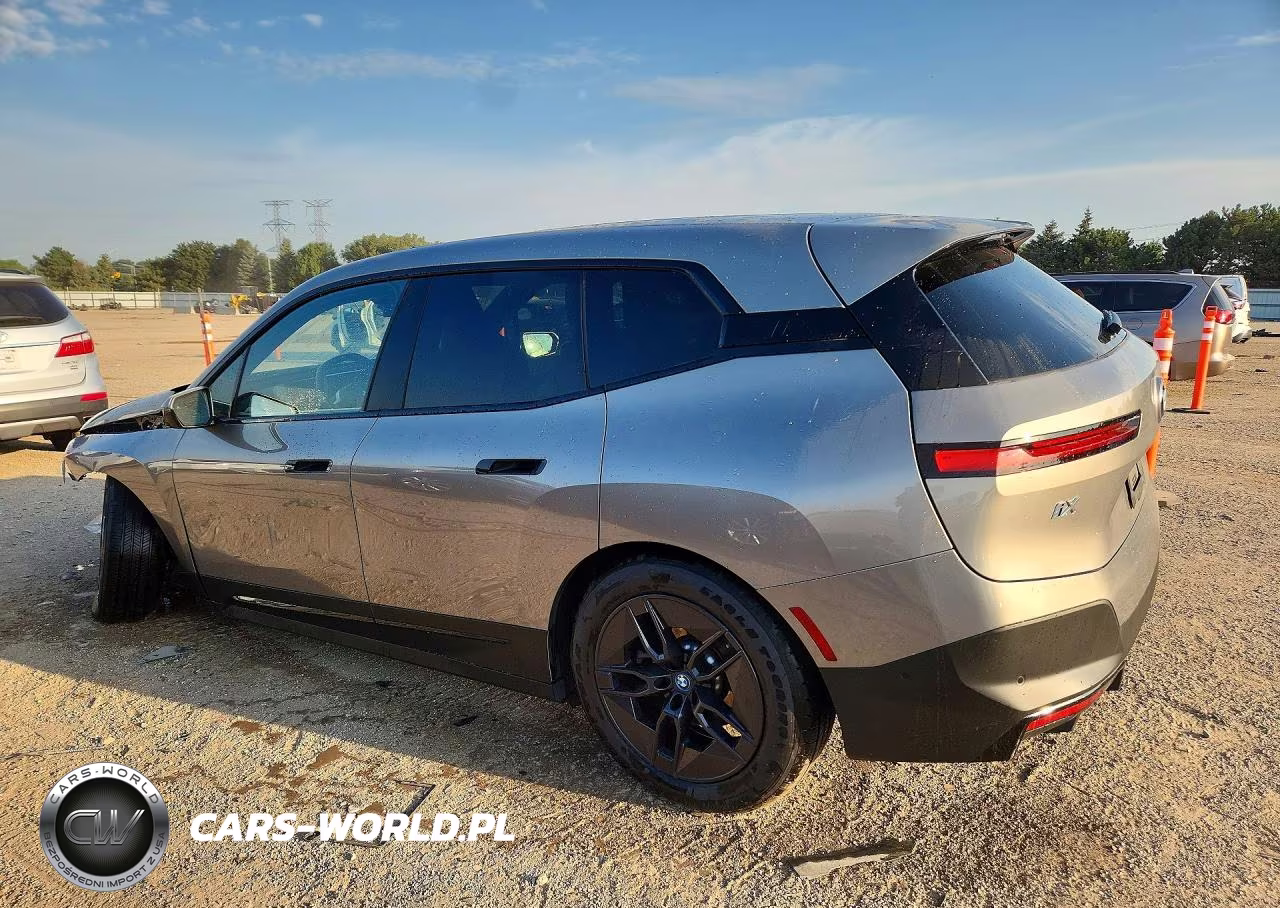 2025 BMW Ix xDrive50 VIN:WB523CF01SCU73573 - 2
