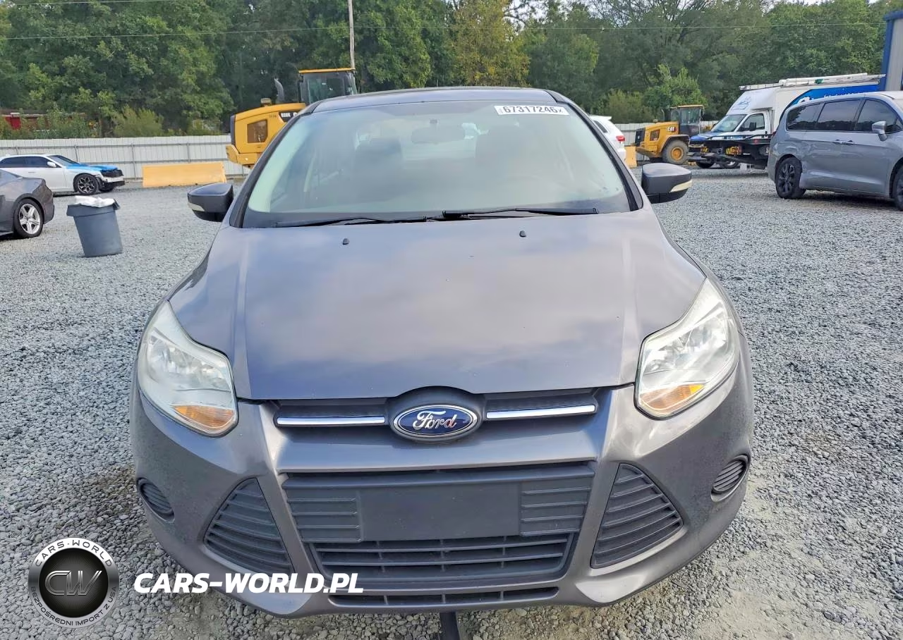 2014 Ford Focus Se VIN:1FADP3F21EL253220 - 5