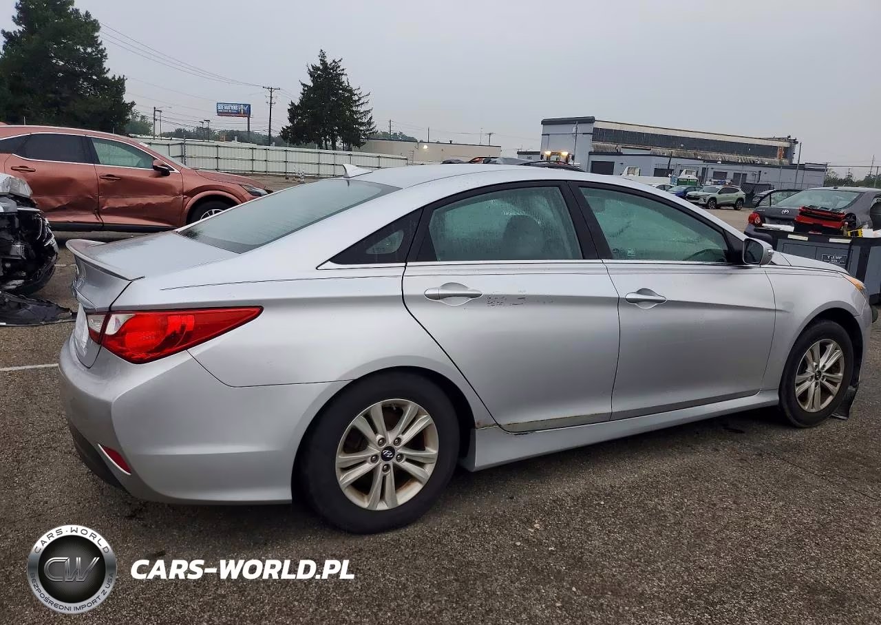 2014 Hyundai Sonata Gls VIN:5NPEB4AC7EH891172 - 3