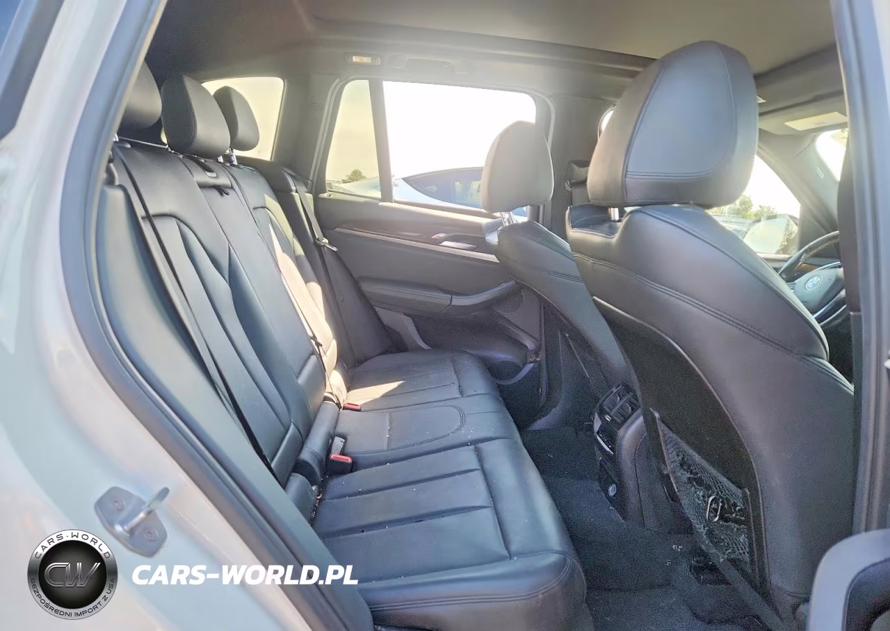 2019 BMW X3 xDrive30I VIN:5UXTR9C51KLD95193 - 10