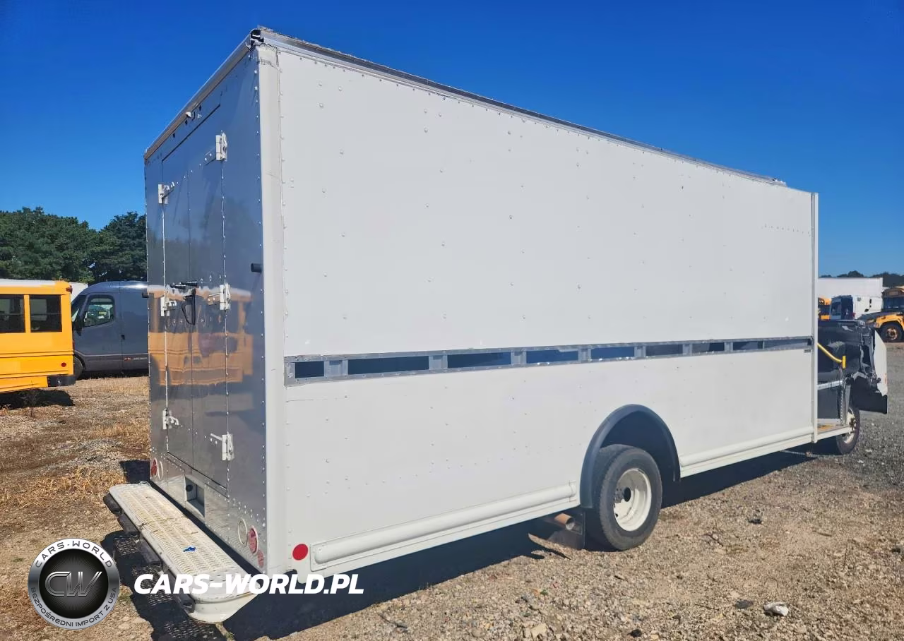 2022 Ford Econoline E450 Super Duty Commercial Stripped Chassis VIN:1FC4E4KN4NDC41921 - 3