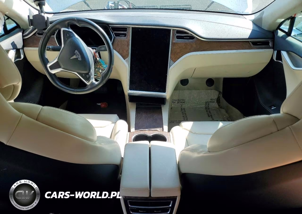 2018 Tesla Model S VIN:5YJSA1E20JF244739 - 8