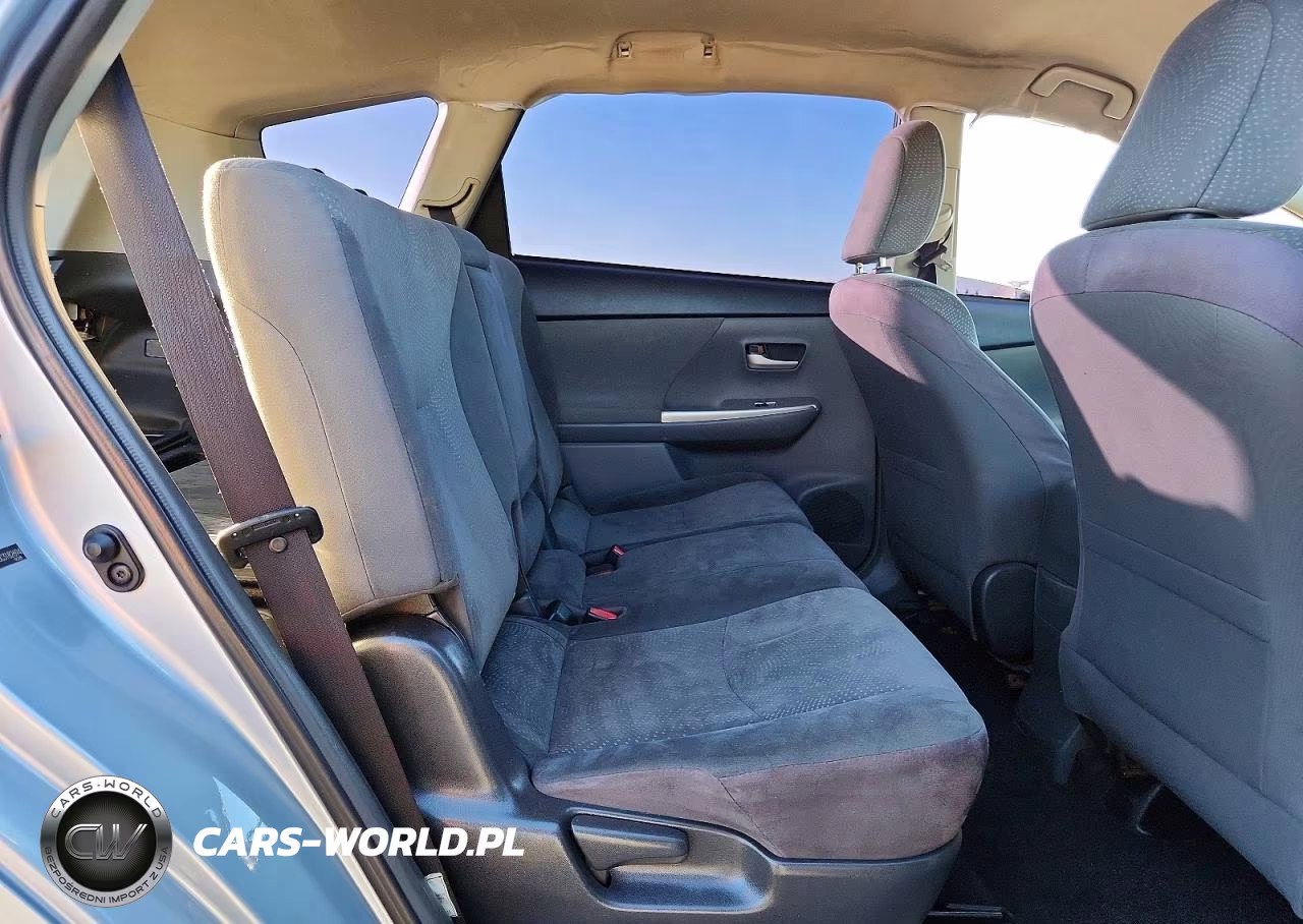 2012 Toyota Prius V Two VIN:JTDZN3EU0C3182694 - 10