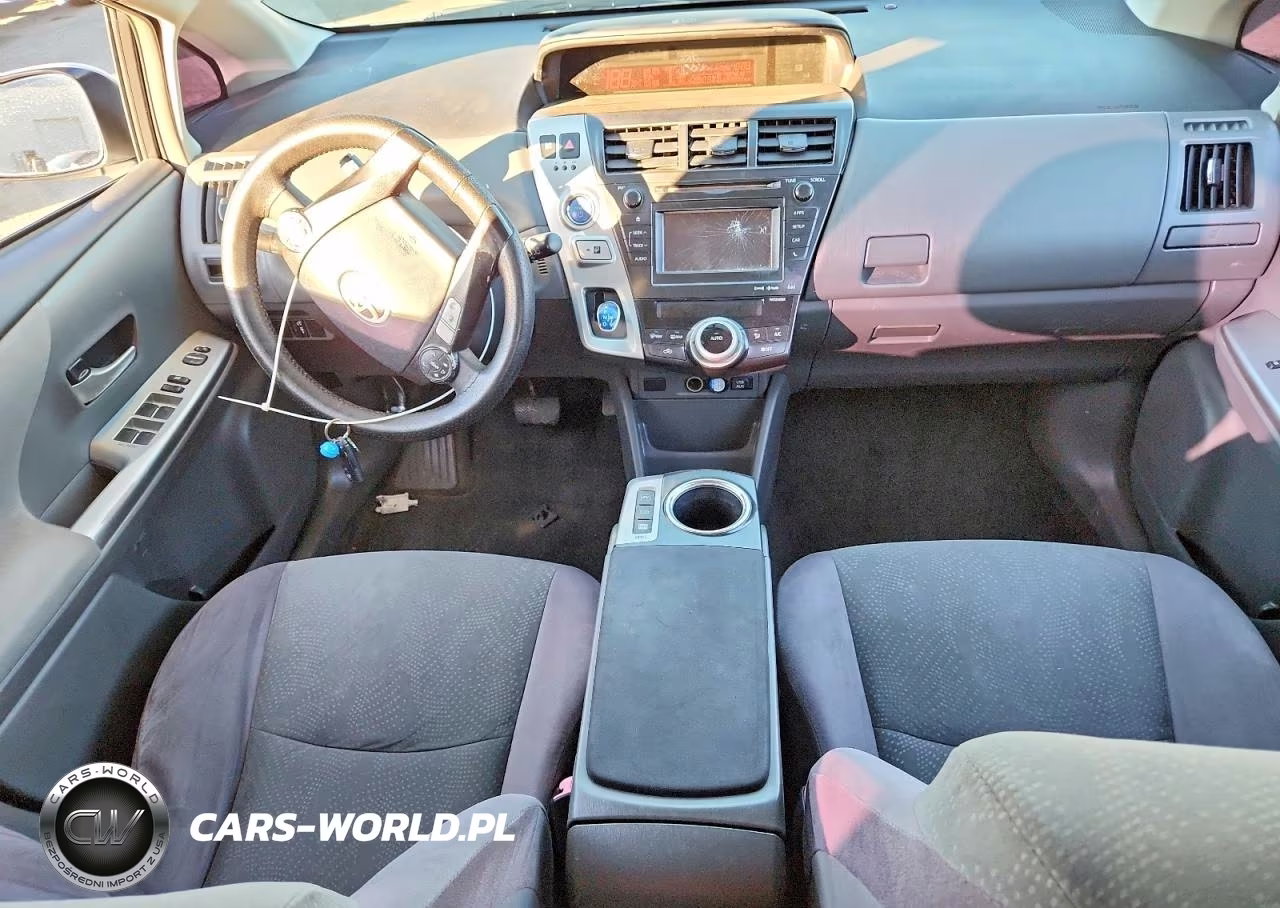 2012 Toyota Prius V Two VIN:JTDZN3EU0C3182694 - 8