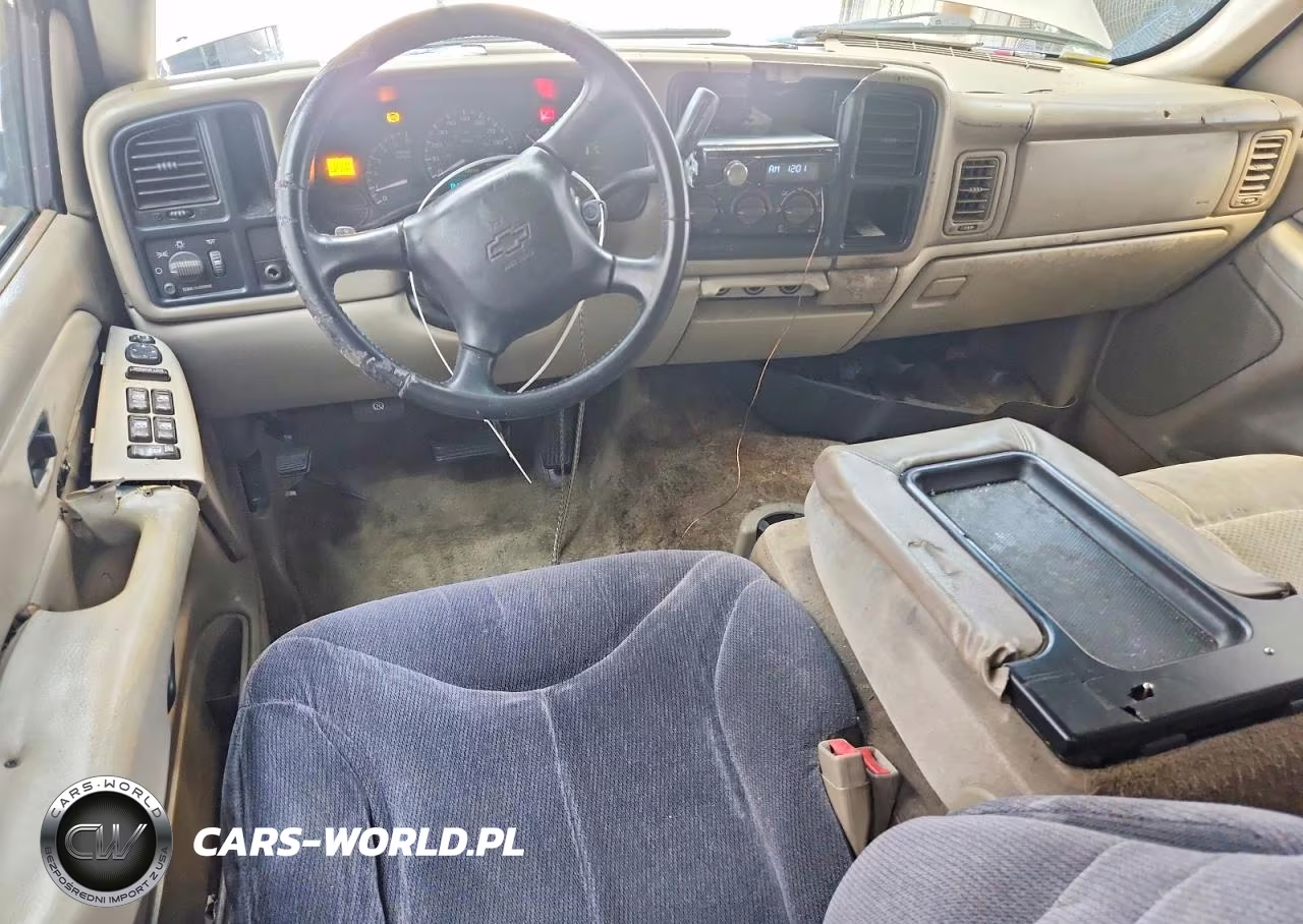 2002 Chevrolet Tahoe C1500 VIN:1GNEC13Z52R326993 - 8