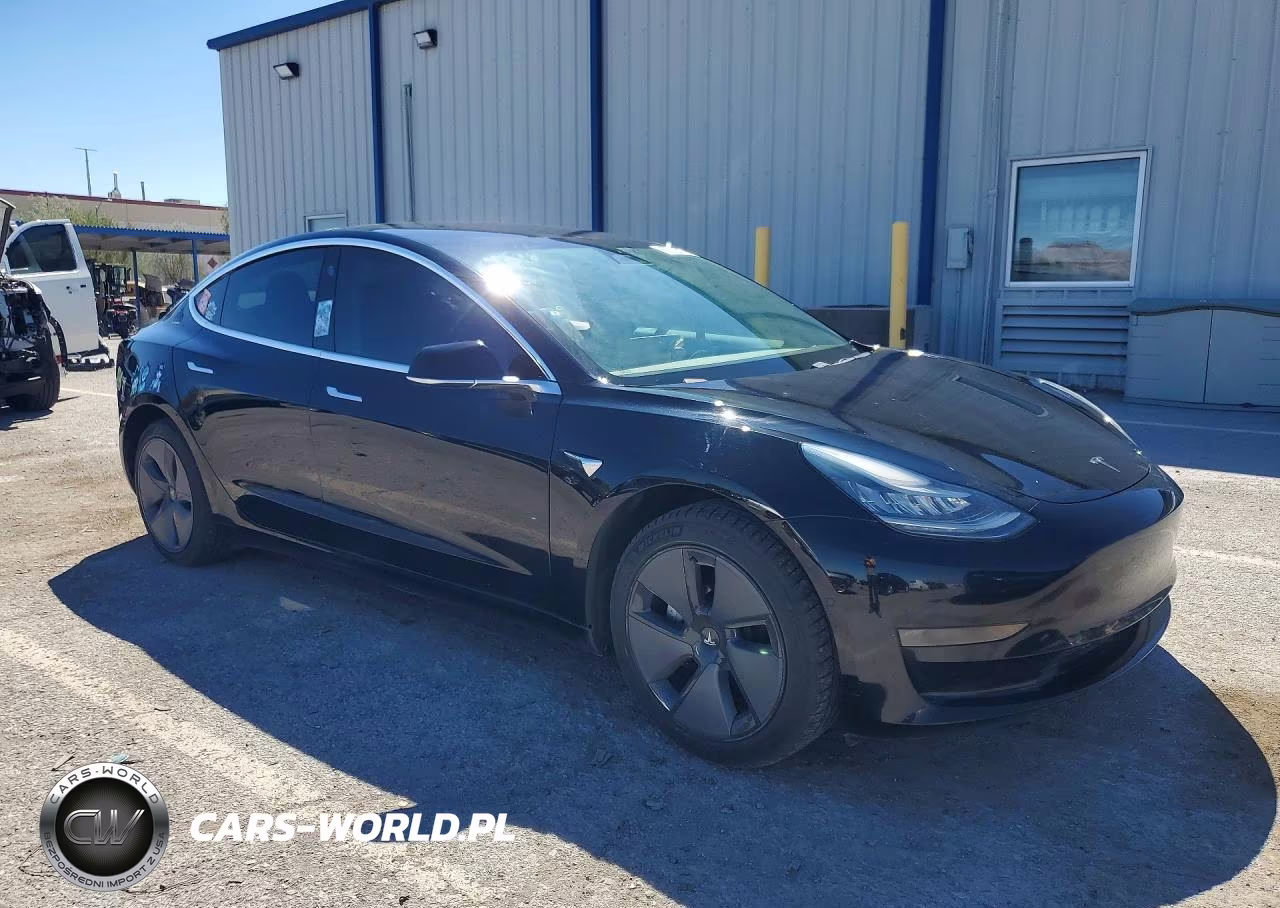2019 Tesla Model 3 VIN:5YJ3E1EA6KF466719 - 4