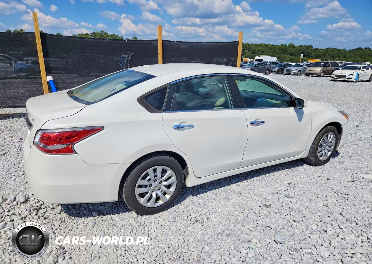 2014 Nissan Altima 2.5 VIN:1N4AL3AP0EN256468 - 3