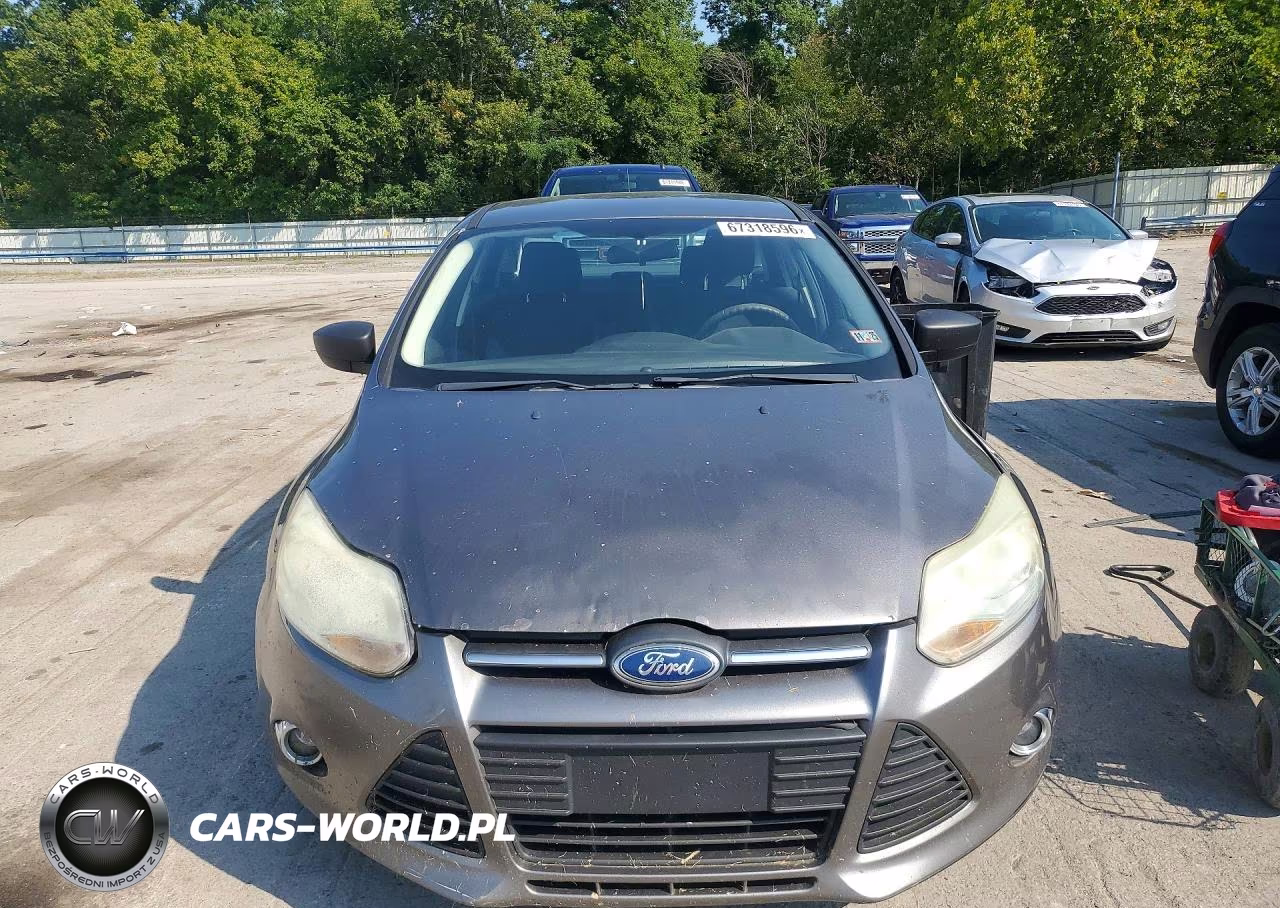 2013 Ford Focus S VIN:1FADP3E23DL370989 - 5