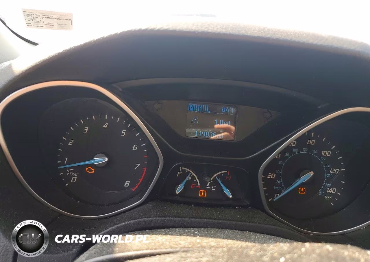 2013 Ford Focus S VIN:1FADP3E23DL370989 - 9