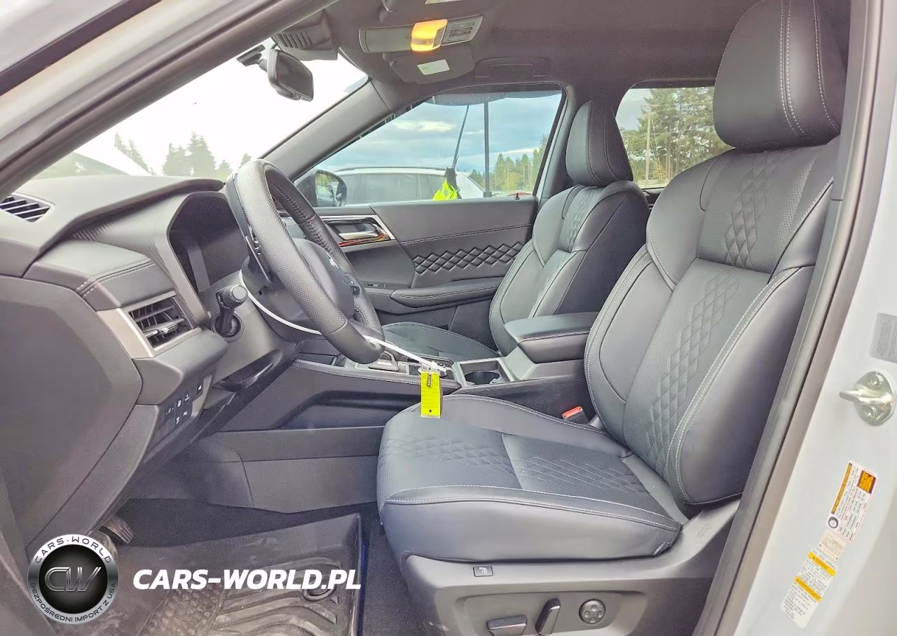 2025 Mitsubishi Outlander Sel VIN:JA4T5WA98SZ048658 - 7