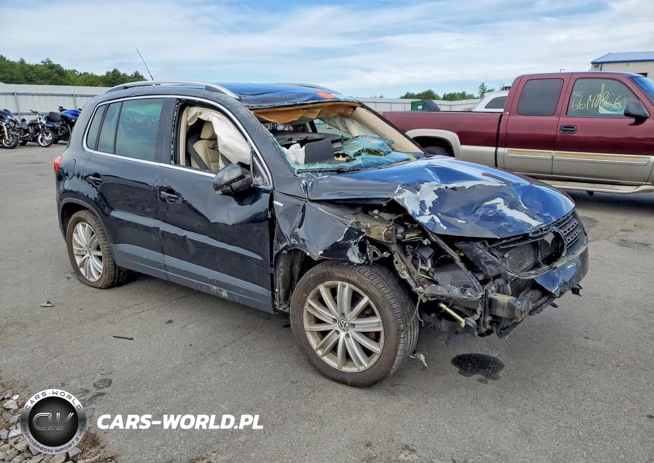 2010 Volkswagen Tiguan Se VIN:WVGBV7AX0AW525200 - 4
