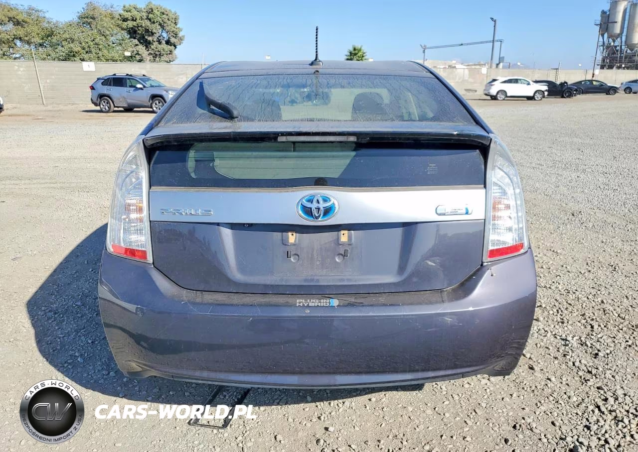 2014 Toyota Prius Plug-In Hybrid Base VIN:JTDKN3DP4E3056807 - 6