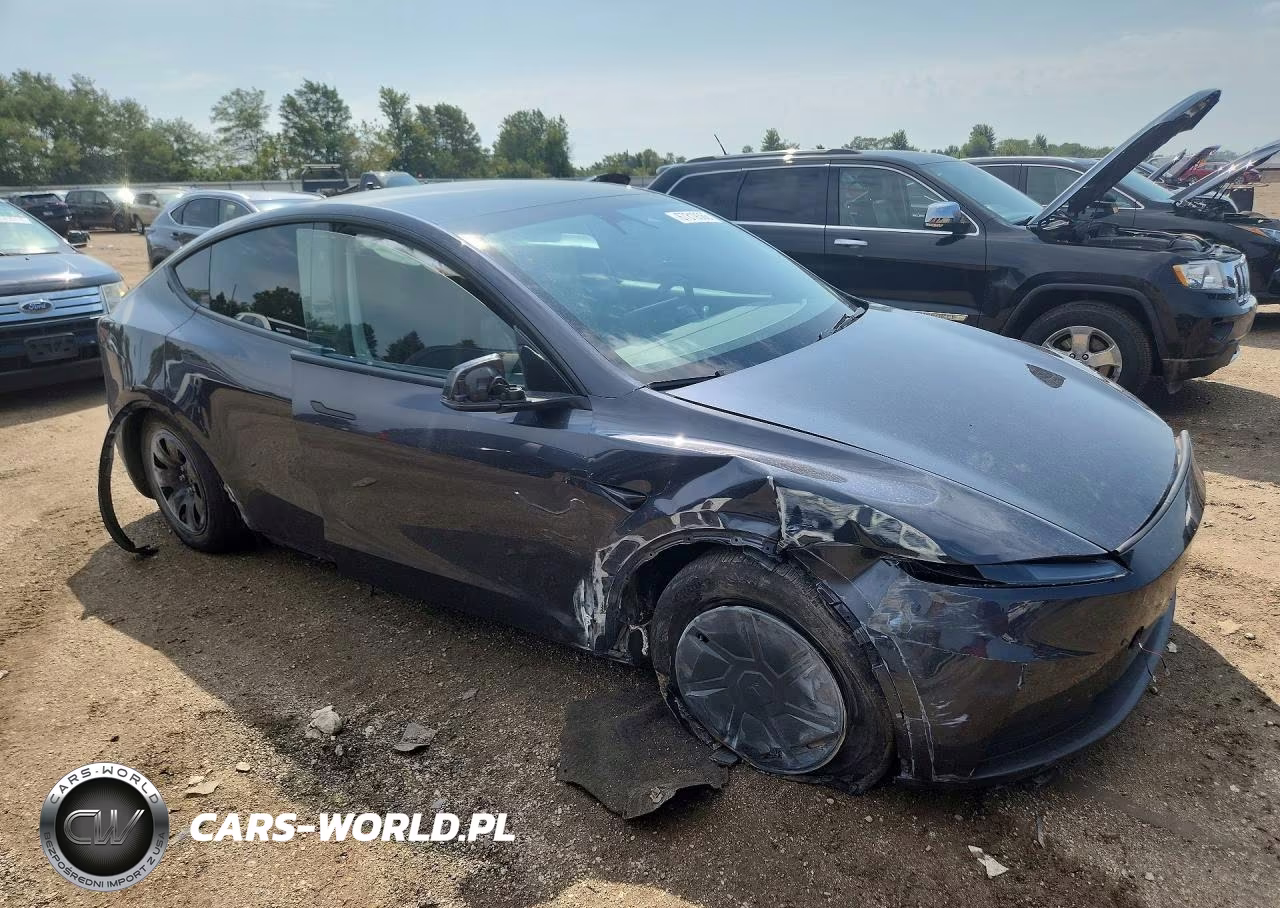 2026 Tesla Model Y VIN:7SAYGDED2TA594128 - 4