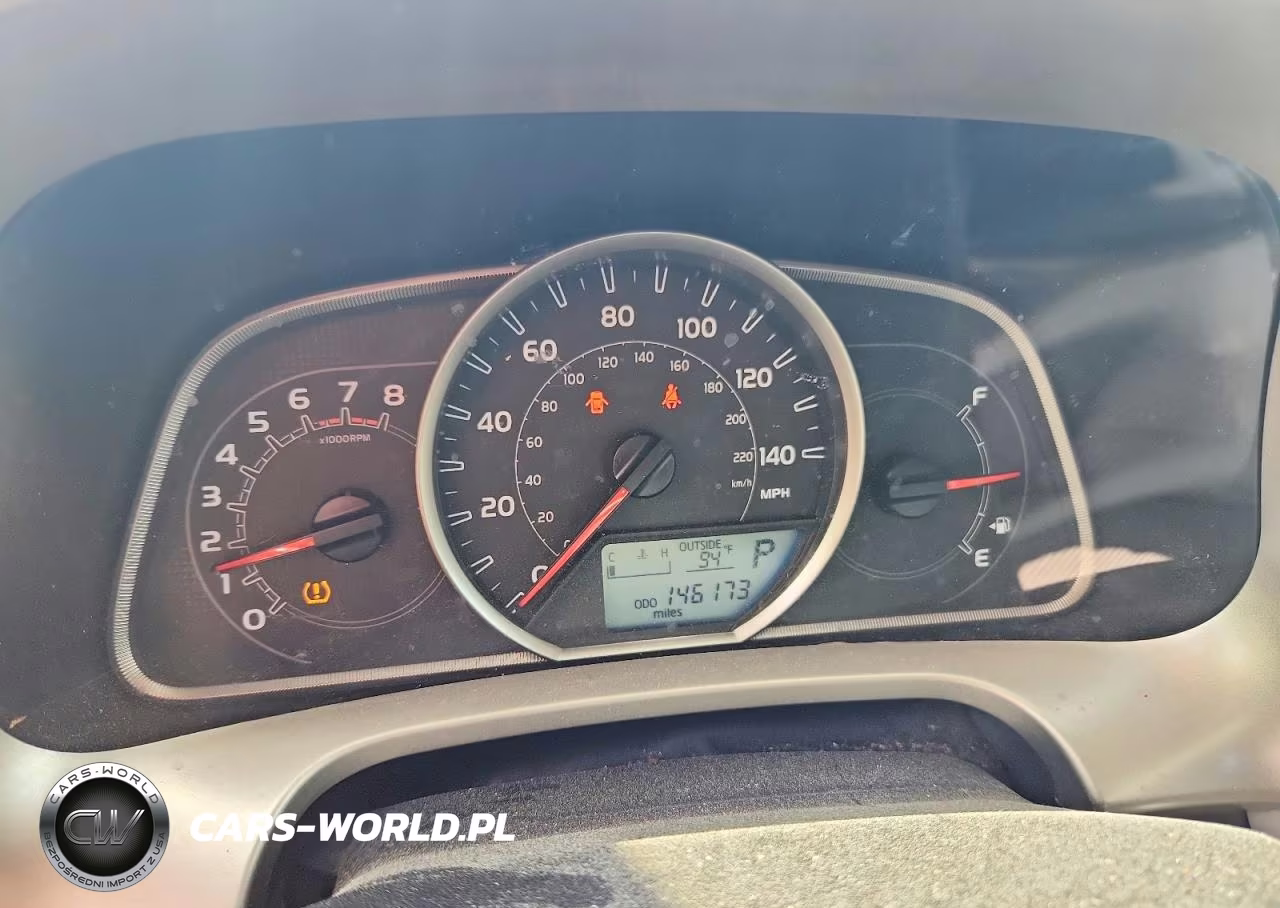 2014 Toyota Rav4 Xle VIN:2T3WFREV1EW127067 - 9