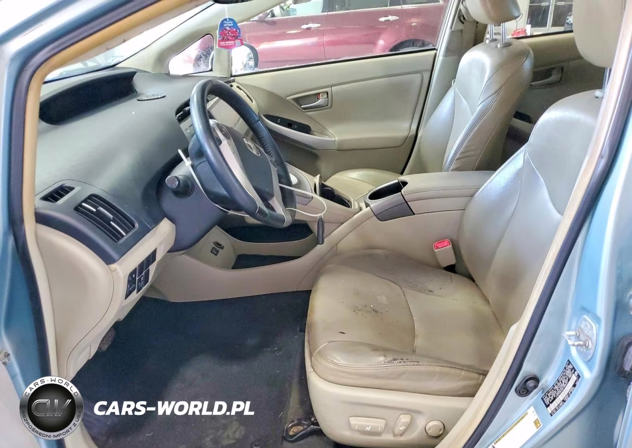 2013 Toyota Prius Four VIN:JTDKN3DU0D1686047 - 7