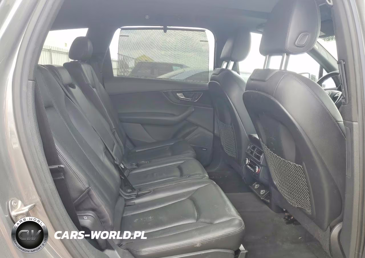 2017 Audi Q7 Premium Plus VIN:WA1LHAF76HD036824 - 11