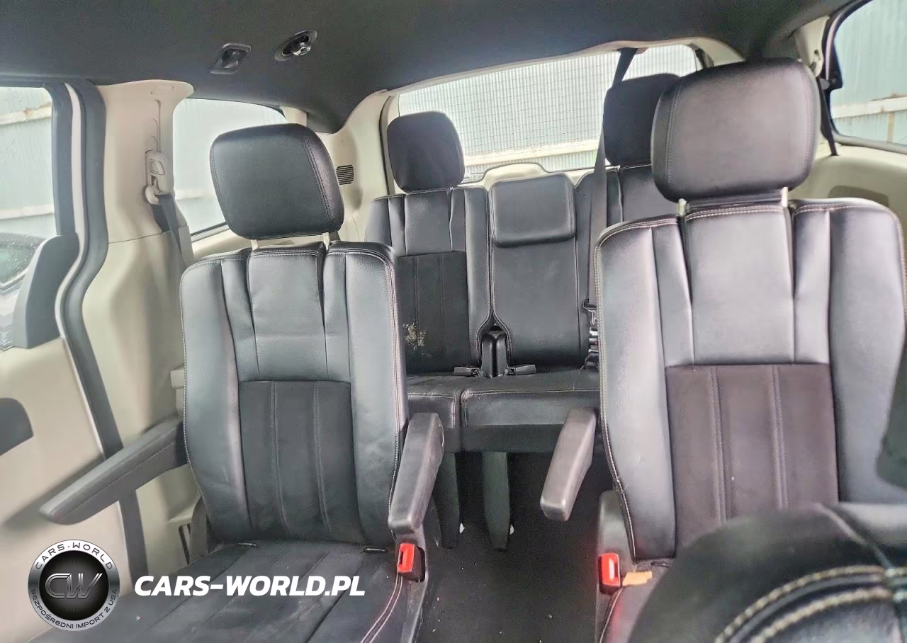 2018 Dodge Grand Caravan Sxt VIN:2C4RDGCG8JR236898 - 10