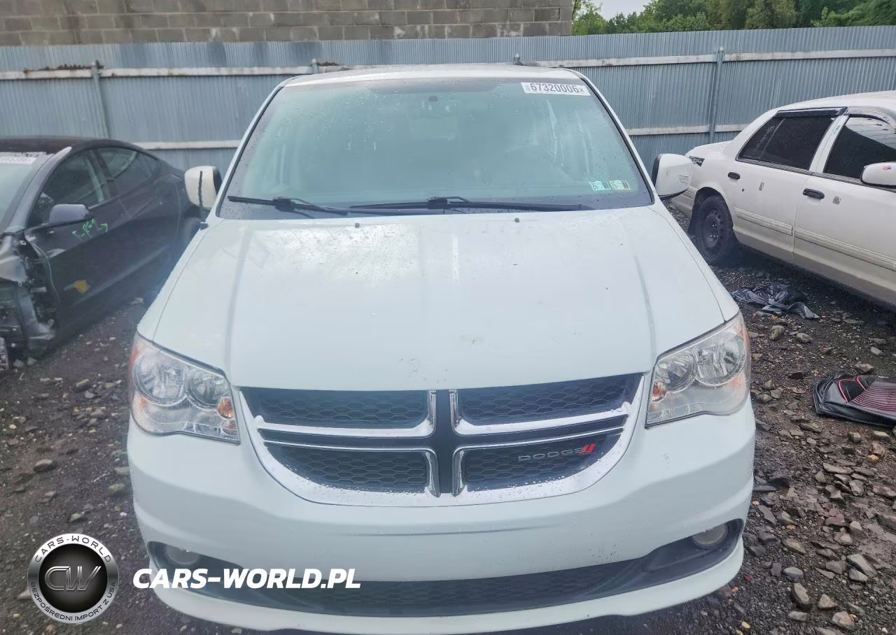 2018 Dodge Grand Caravan Sxt VIN:2C4RDGCG8JR236898 - 5