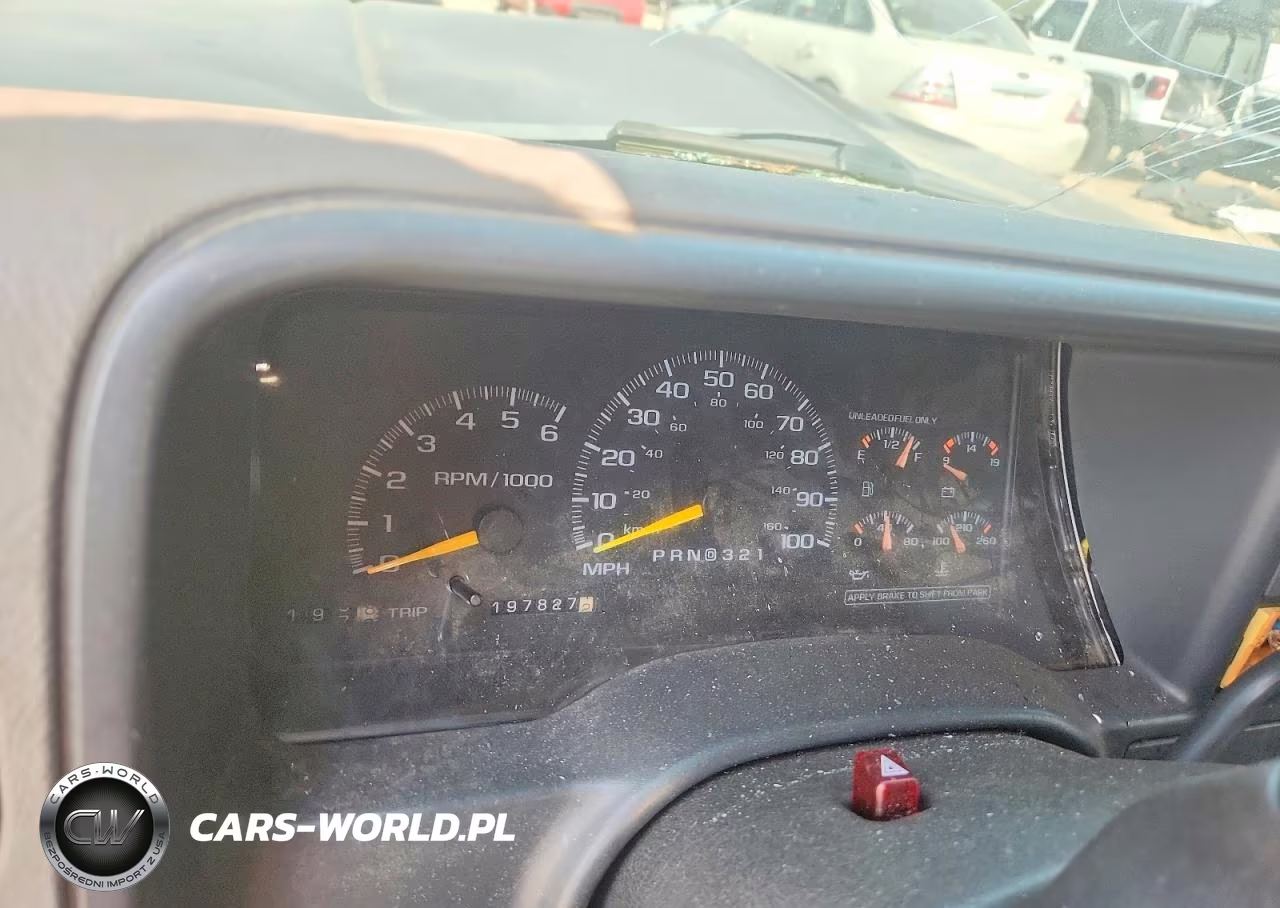 1998 Chevrolet Gmt-400 C1500 VIN:1GCEC19M9WR136494 - 9