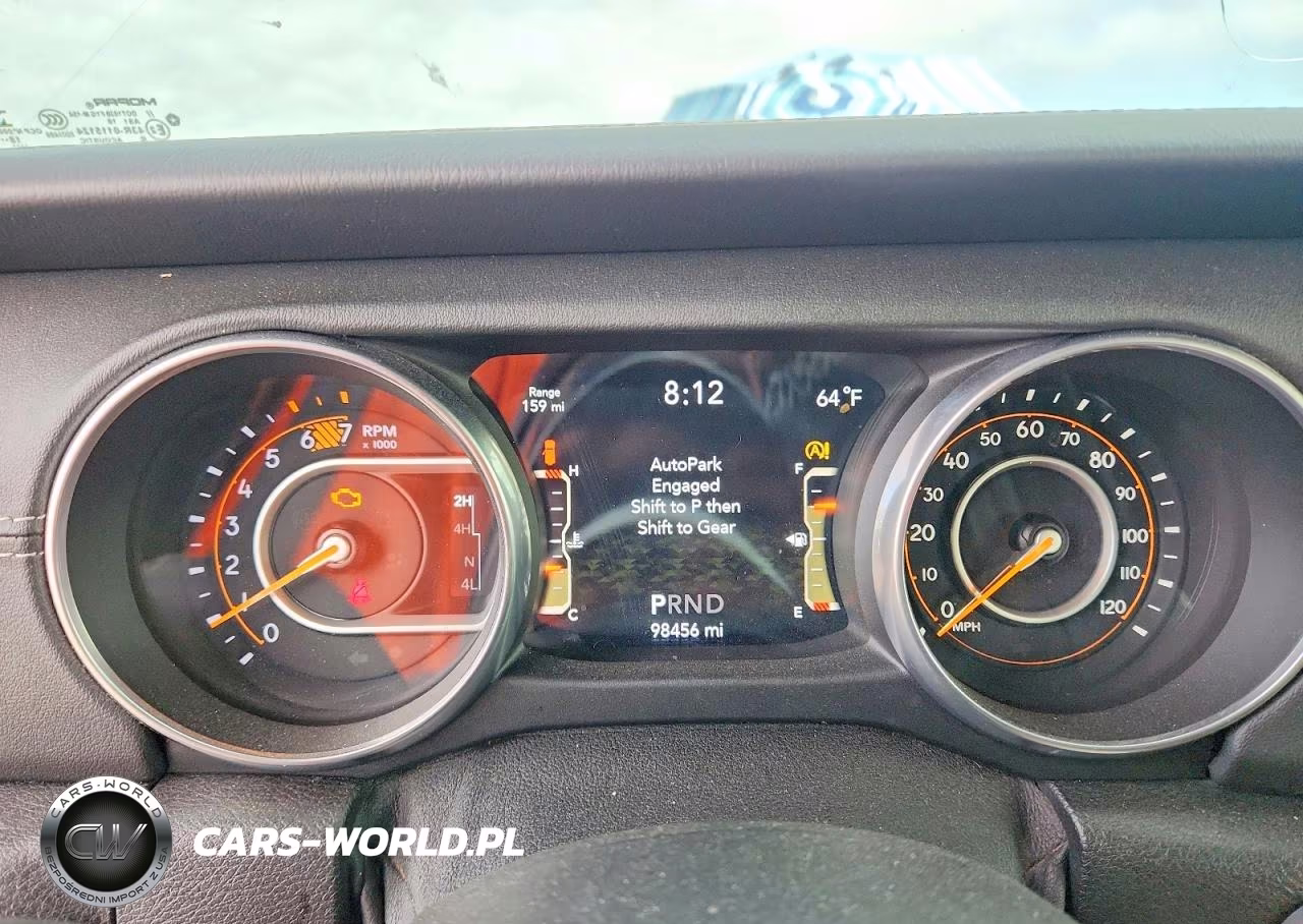 2018 Jeep Wrangler Unlimited Sahara VIN:1C4HJXENXJW255167 - 9