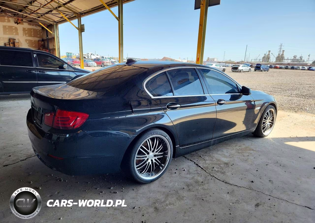 2012 BMW 528 Xi VIN:WBAXH5C53CDW10514 - 3