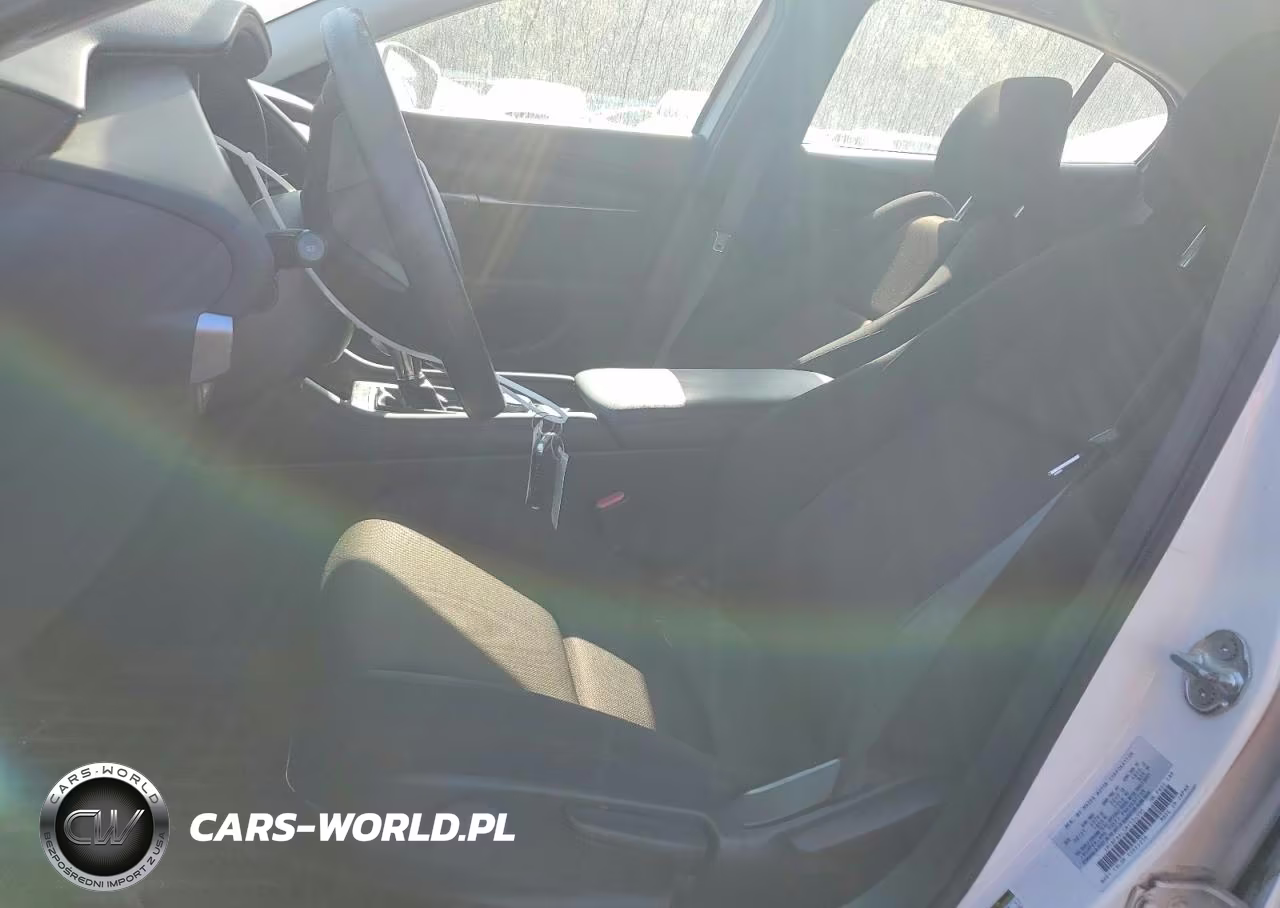 2021 Mazda 3 VIN:JM1BPAAL5M1334995 - 7