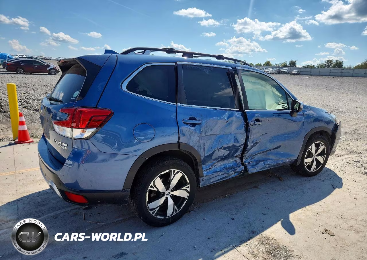2021 Subaru Forester Touring VIN:JF2SKAXC1MH468787 - 3