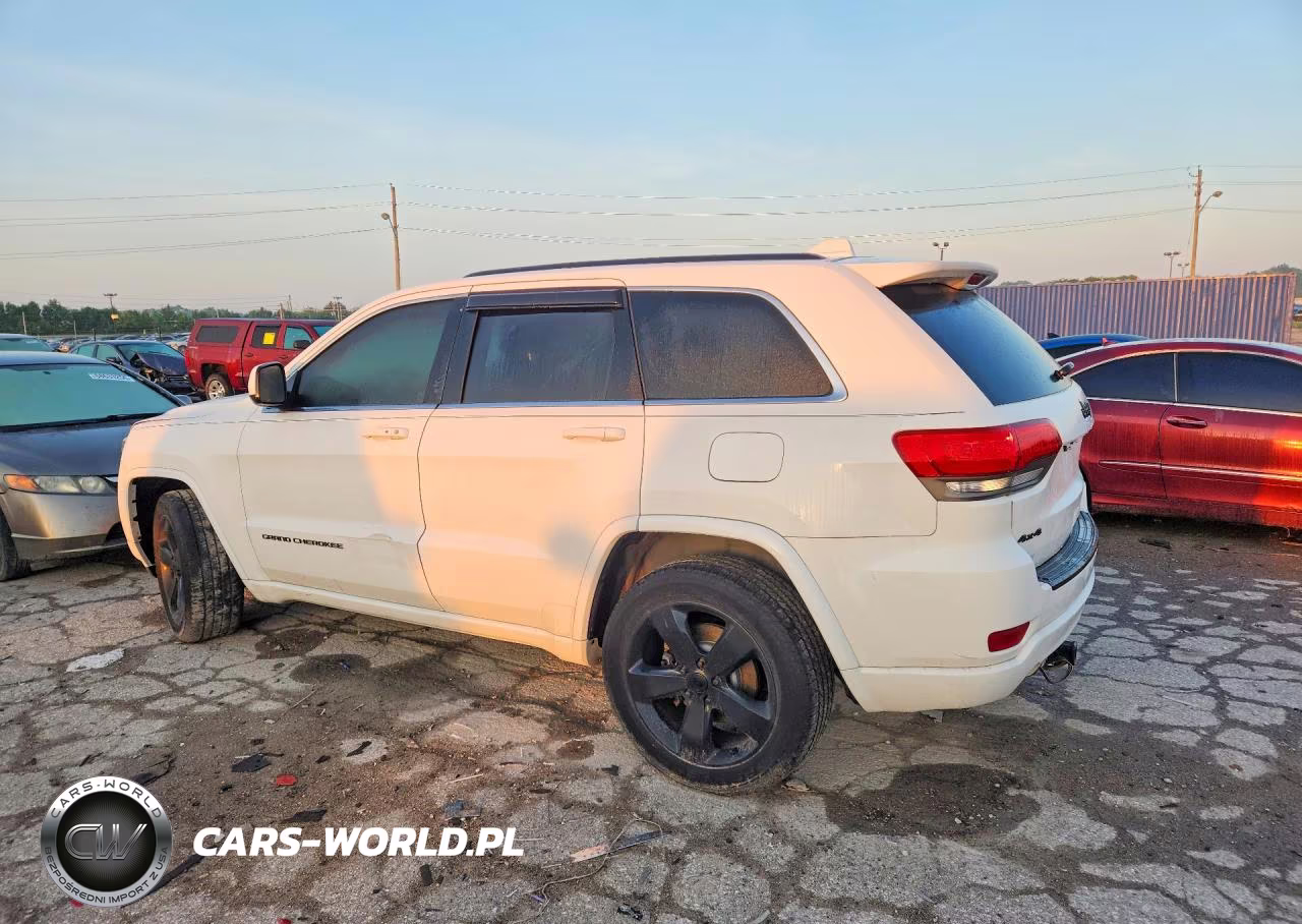 2014 Jeep Grand Cherokee Laredo VIN:1C4RJFAG0EC566751 - 2