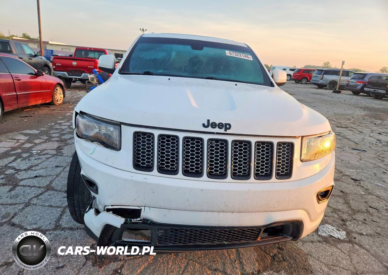 2014 Jeep Grand Cherokee Laredo VIN:1C4RJFAG0EC566751 - 5