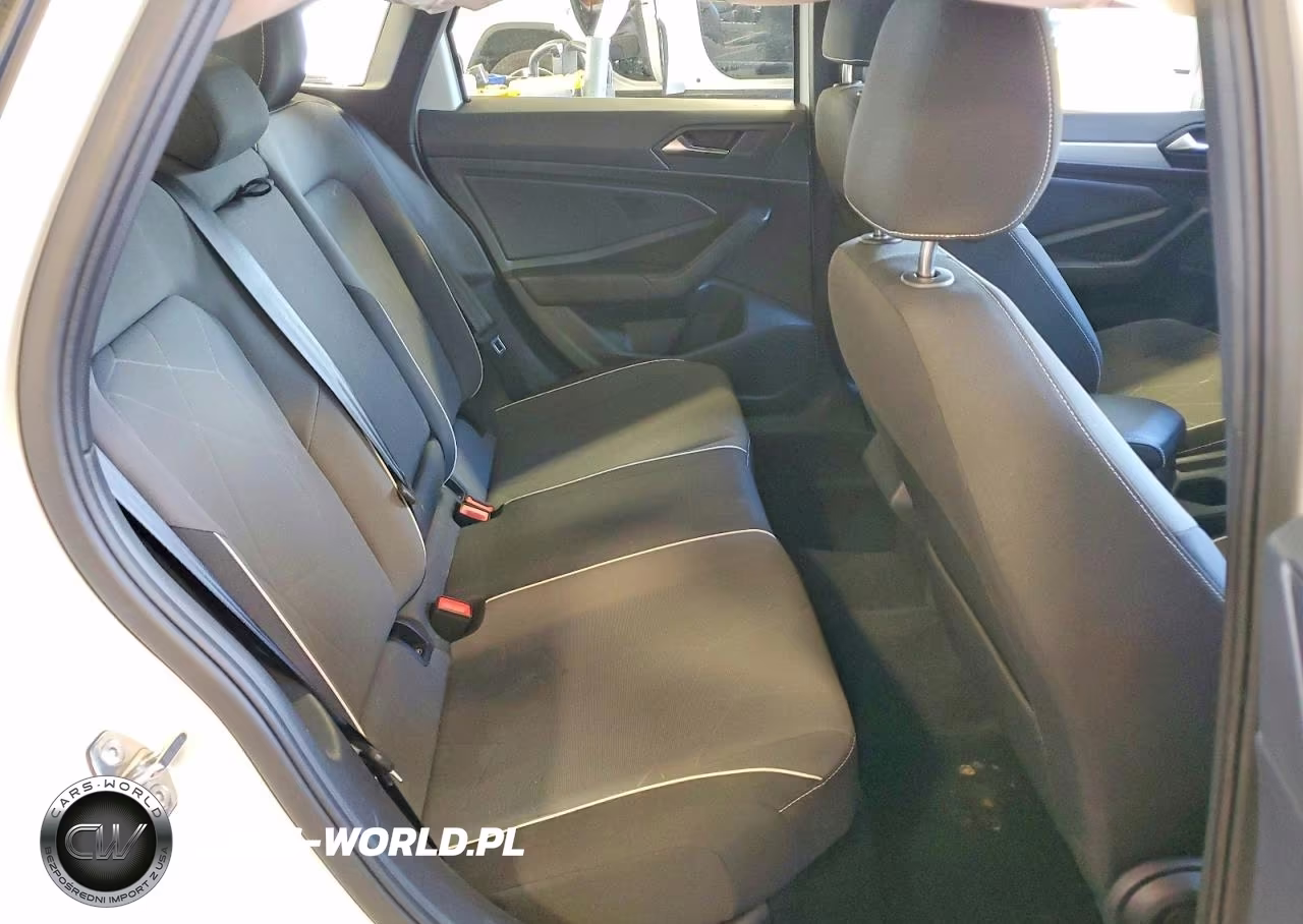 2025 Volkswagen Jetta Sport VIN:3VWBX7BU3SM039420 - 10