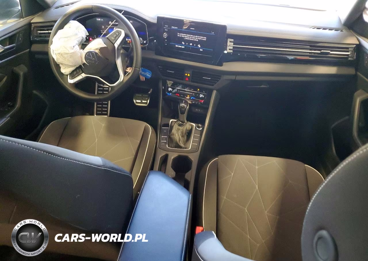 2025 Volkswagen Jetta Sport VIN:3VWBX7BU3SM039420 - 8