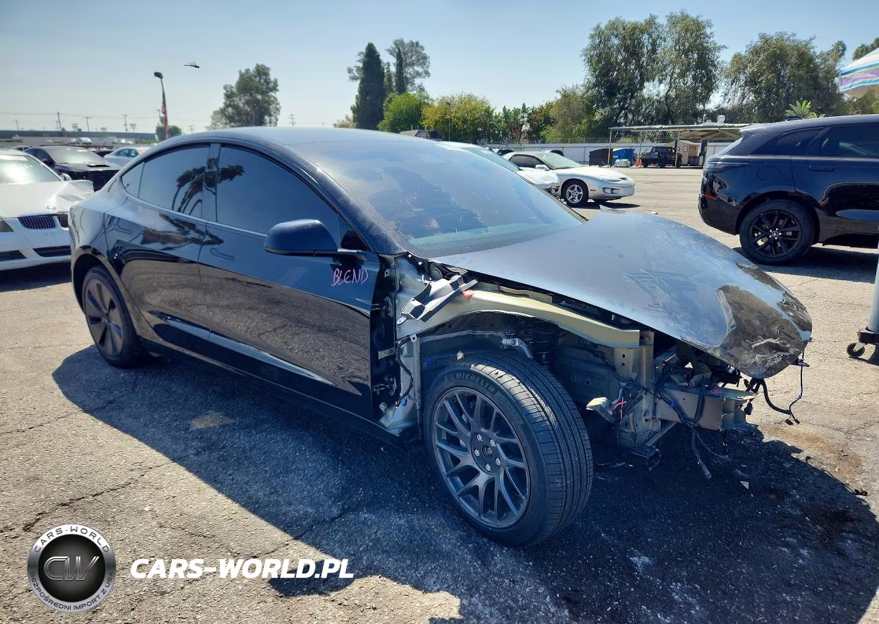 2026 Tesla Model 3 VIN:5YJ3E1EB7TF177469 - 4