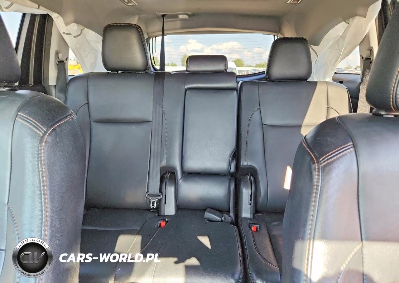 2018 Toyota Highlander Xle VIN:5TDKZRFH0JS279464 - 10