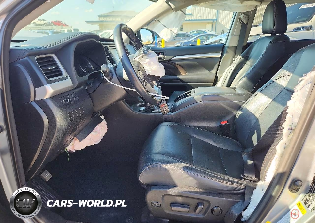 2018 Toyota Highlander Xle VIN:5TDKZRFH0JS279464 - 7