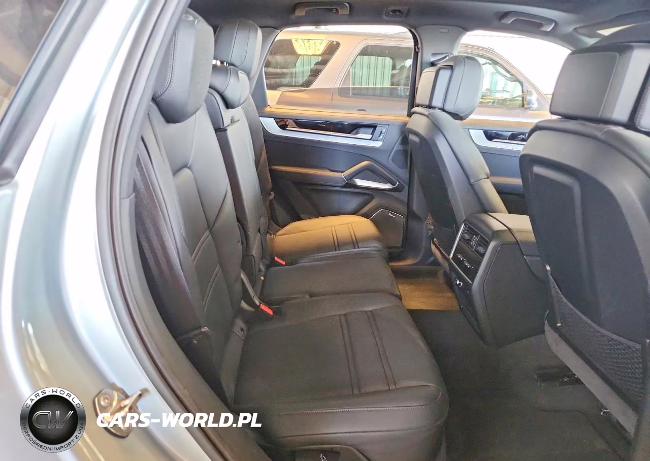 2026 Porsche Cayenne Se Hybrid VIN:WP1AN2AY0TDA20010 - 11