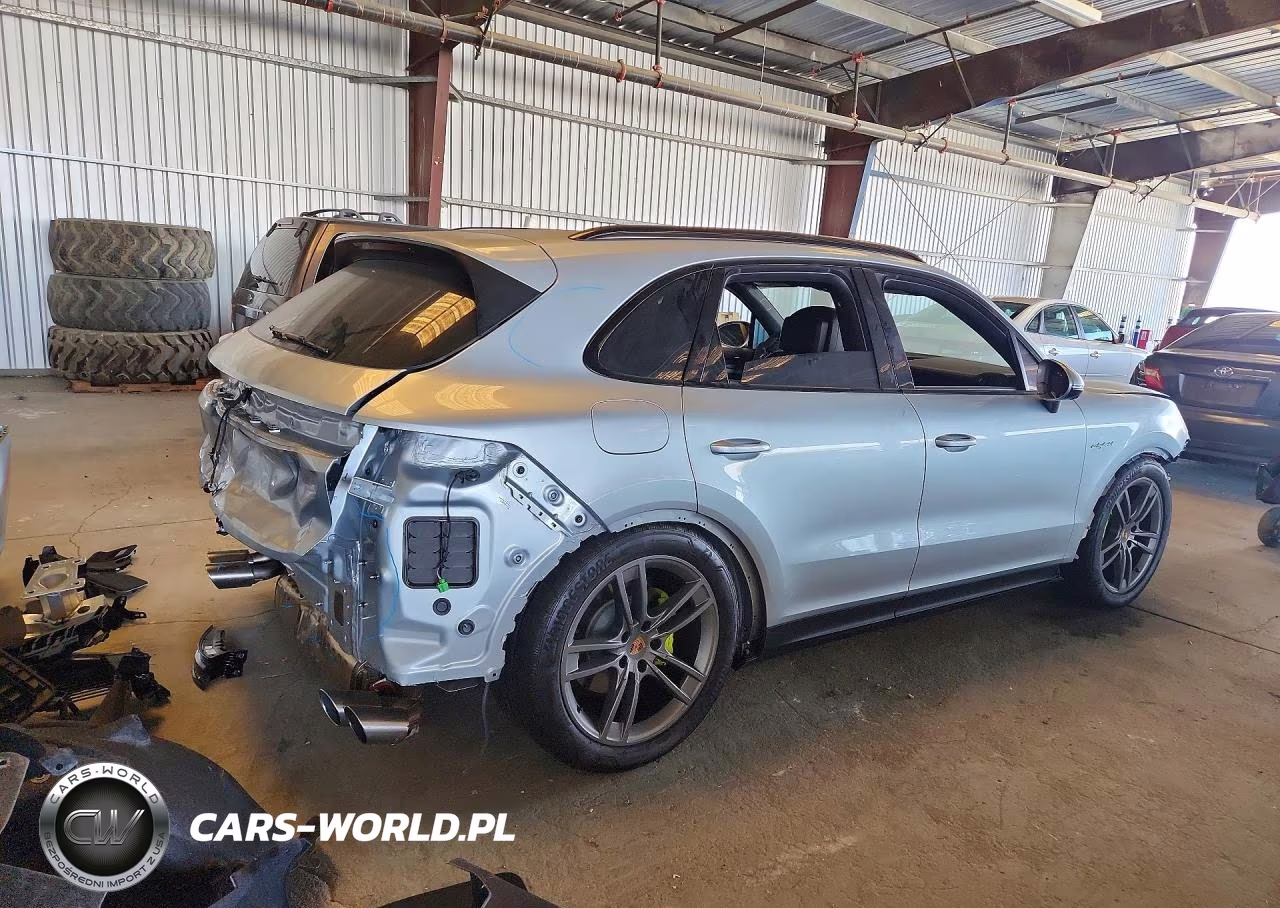 2026 Porsche Cayenne Se Hybrid VIN:WP1AN2AY0TDA20010 - 3