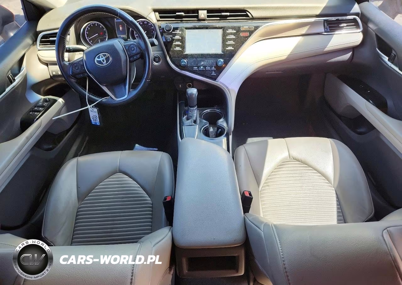 2018 Toyota Camry Se VIN:4T1B11HK9JU632356 - 8