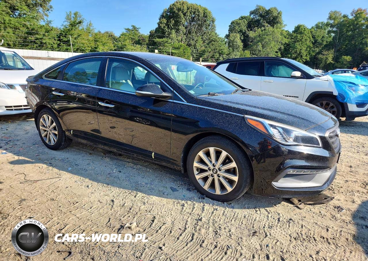2016 Hyundai Sonata Limited VIN:5NPE34AF2GH390765 - 4