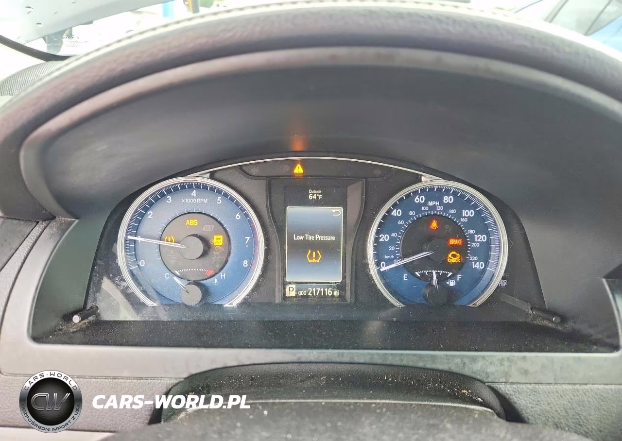 2016 Toyota Camry Le VIN:4T1BF1FKXGU188126 - 9