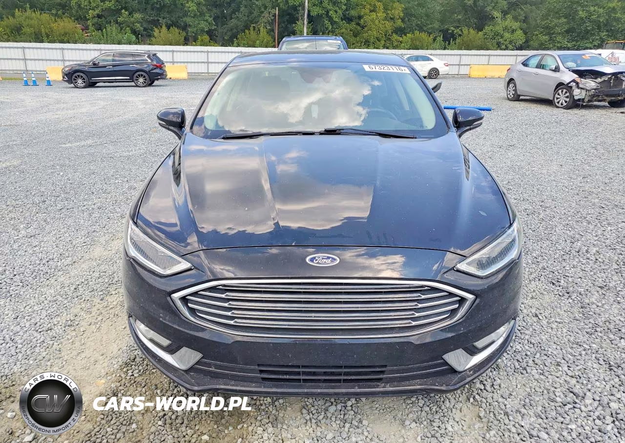 2017 Ford Fusion Titanium Phev VIN:3FA6P0SUXHR209706 - 5