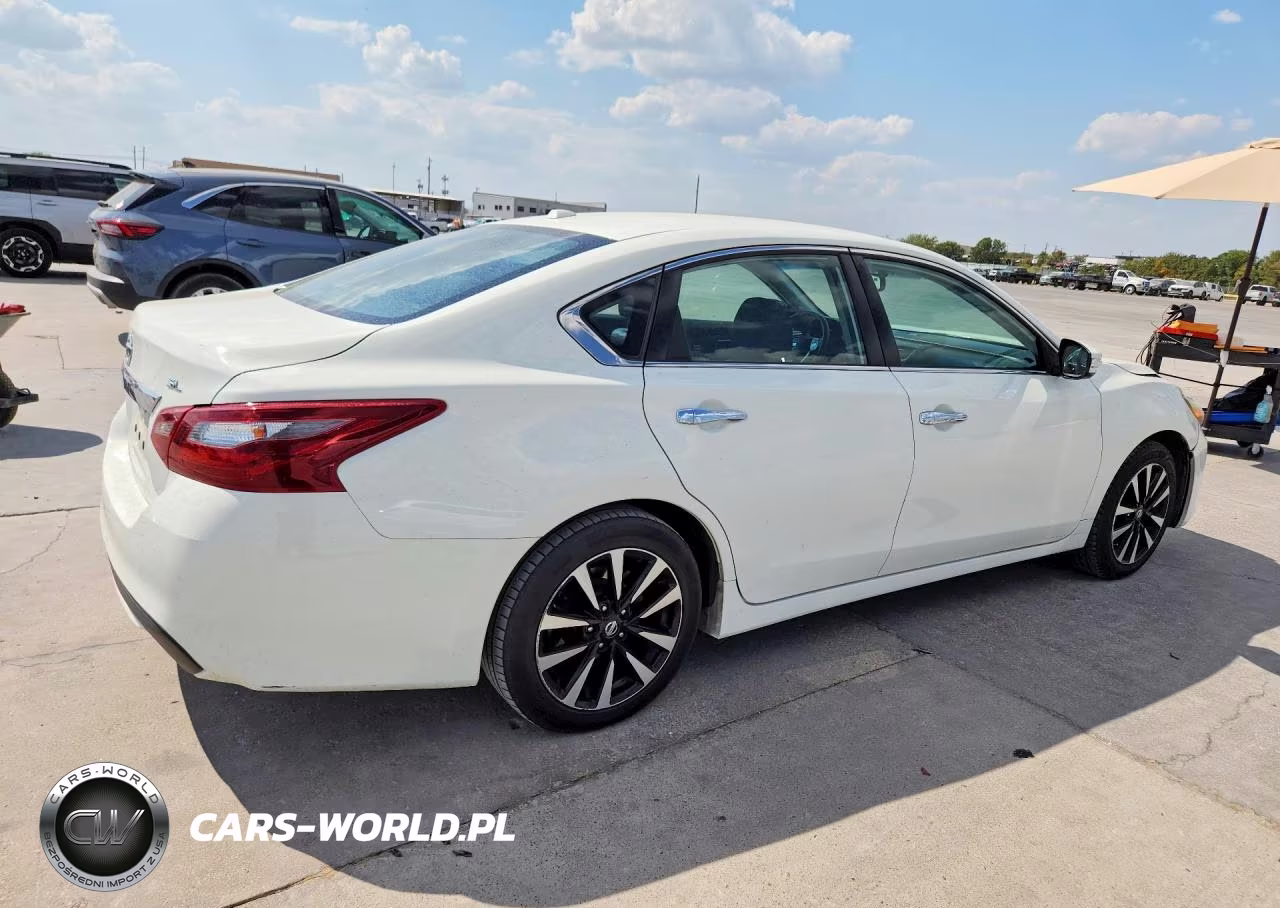 2018 Nissan Altima 2.5 Sl VIN:1N4AL3AP3JC175373 - 3