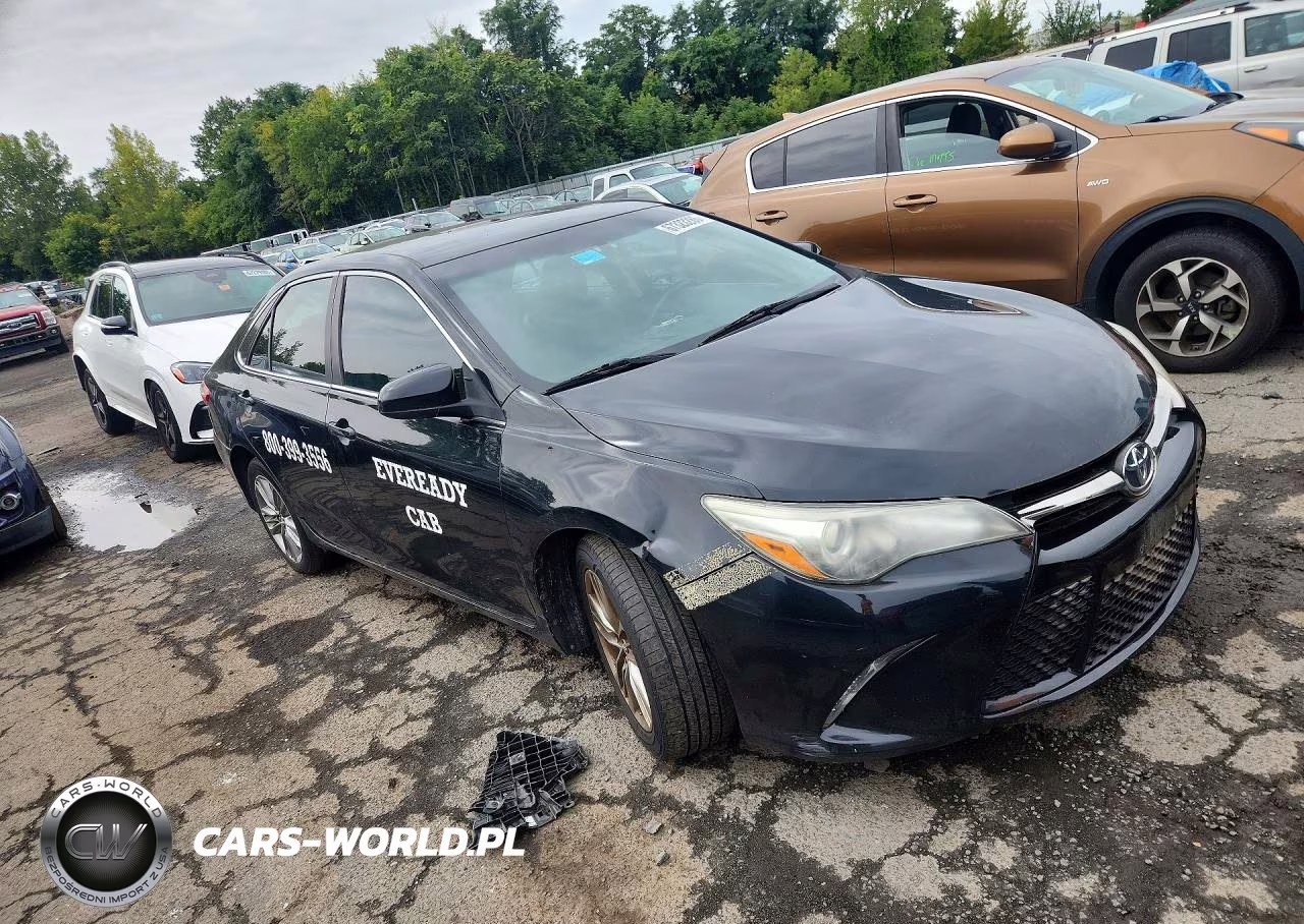 2016 Toyota Camry Se VIN:4T1BF1FK5GU520585 - 4