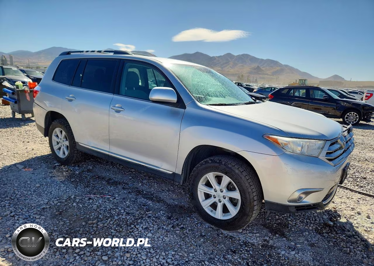 2013 Toyota Highlander Plus VIN:5TDBK3EH9DS189110 - 4