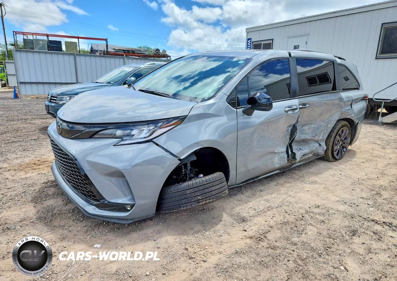 2026 Toyota Sienna Xse