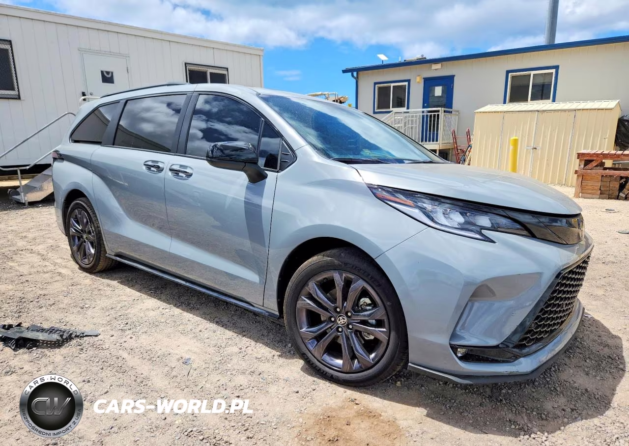 2026 Toyota Sienna Xse VIN:5TDXRKEC5TS305224 - 4