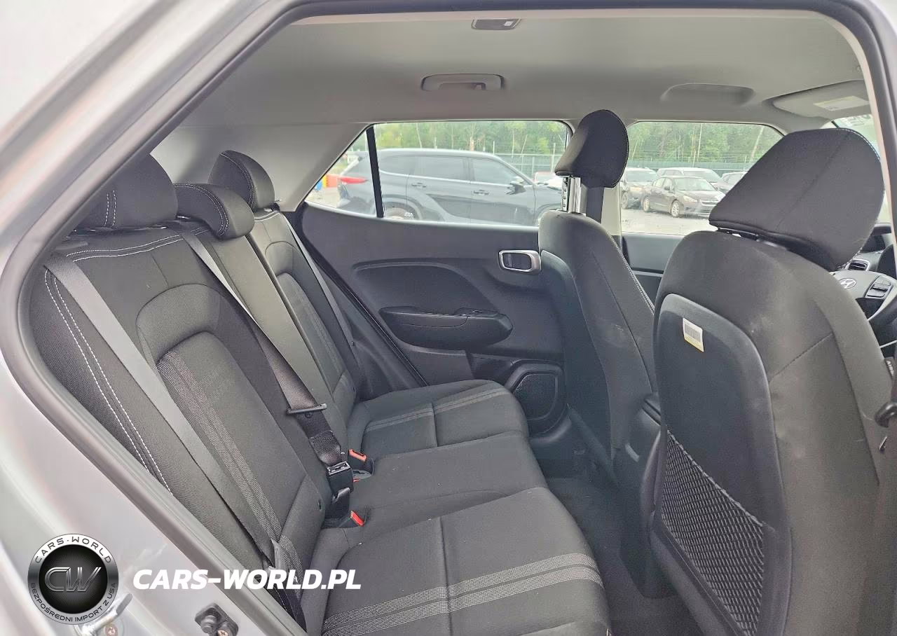 2021 Hyundai Venue Sel VIN:KMHRC8A33MU090213 - 10