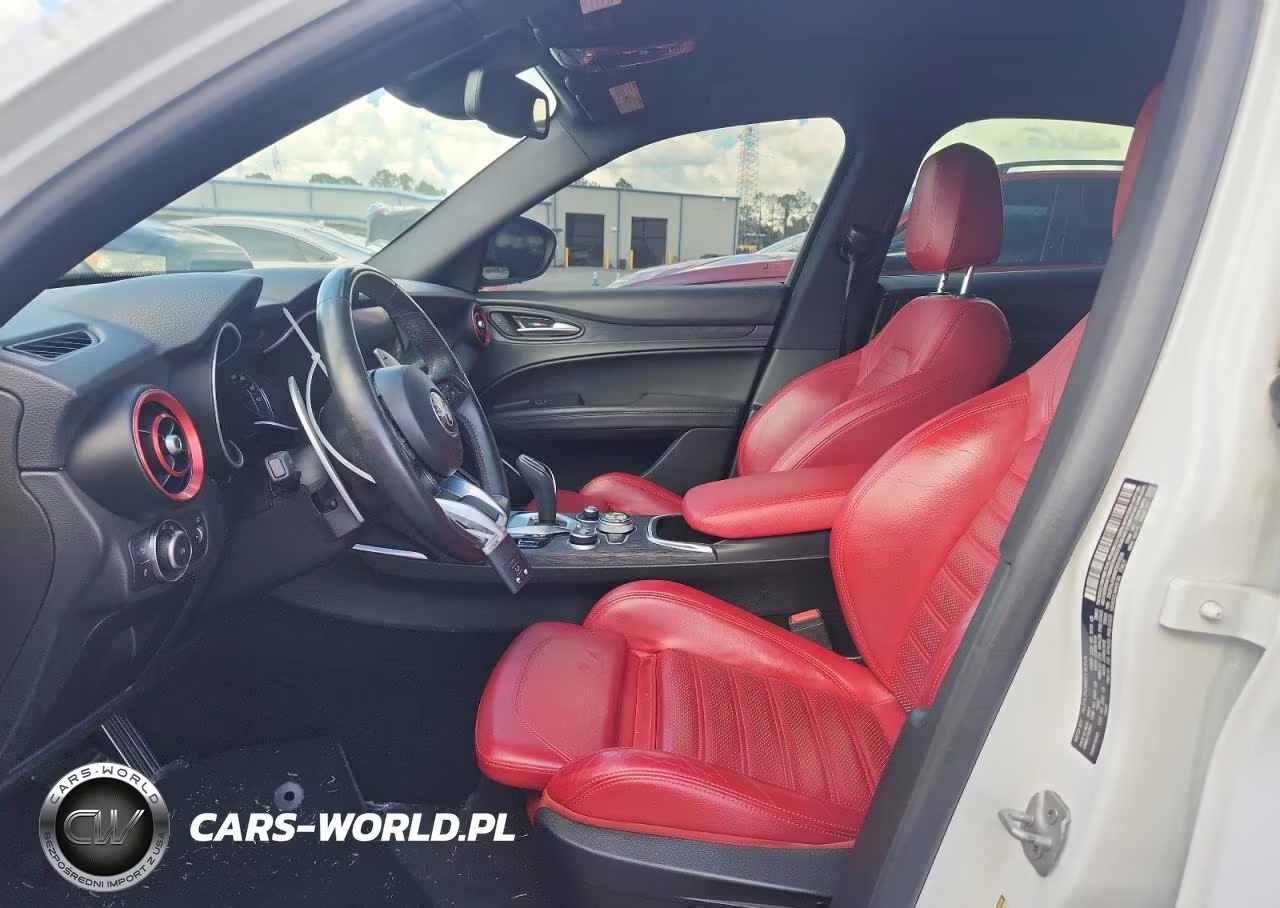2022 Alfa Romeo Stelvio VIN:ZASPAJAN0N7D31534 - 7