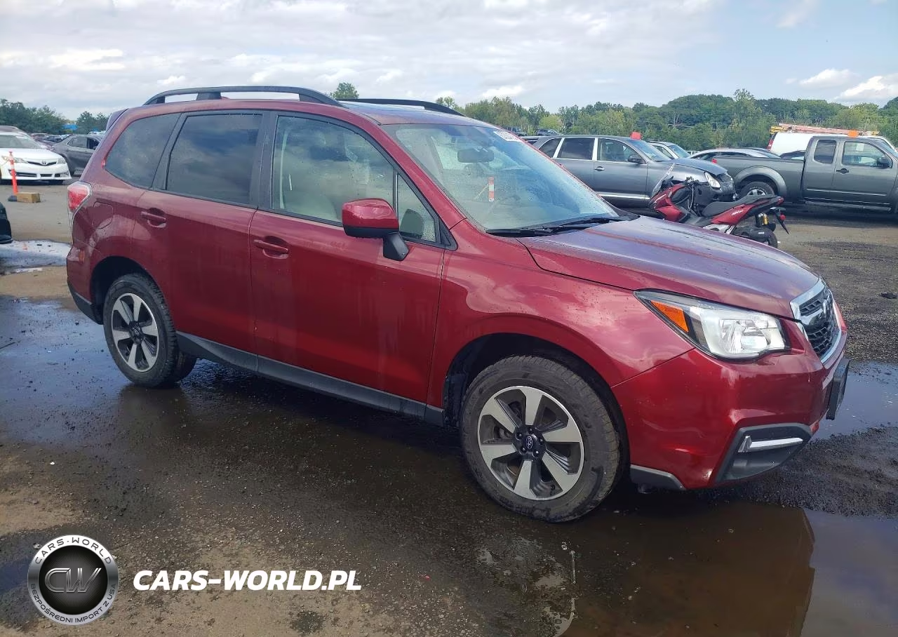 2018 Subaru Forester 2.5I Premium VIN:JF2SJAGC8JH426115 - 4